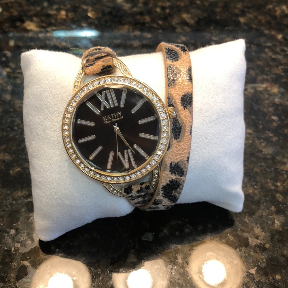 Kathy Van Zeeland wrap watch